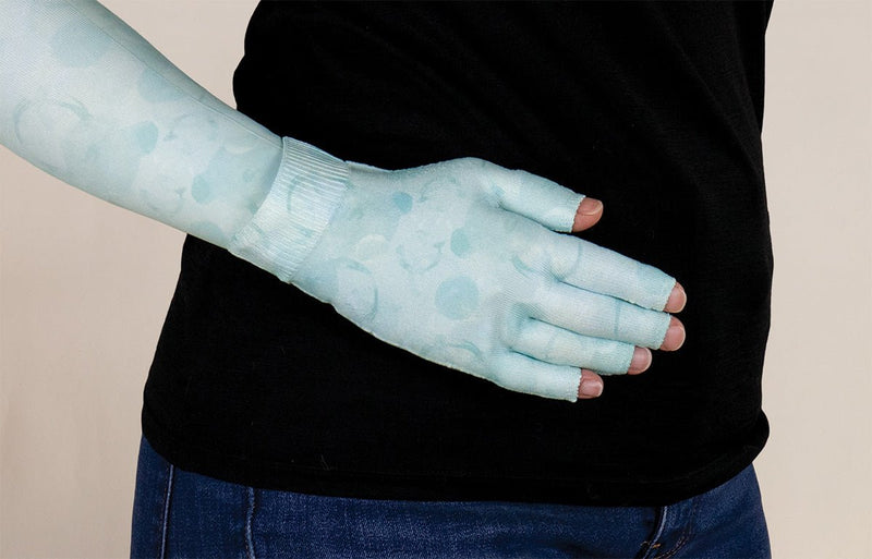 Bubbles Gradient Compression Glove