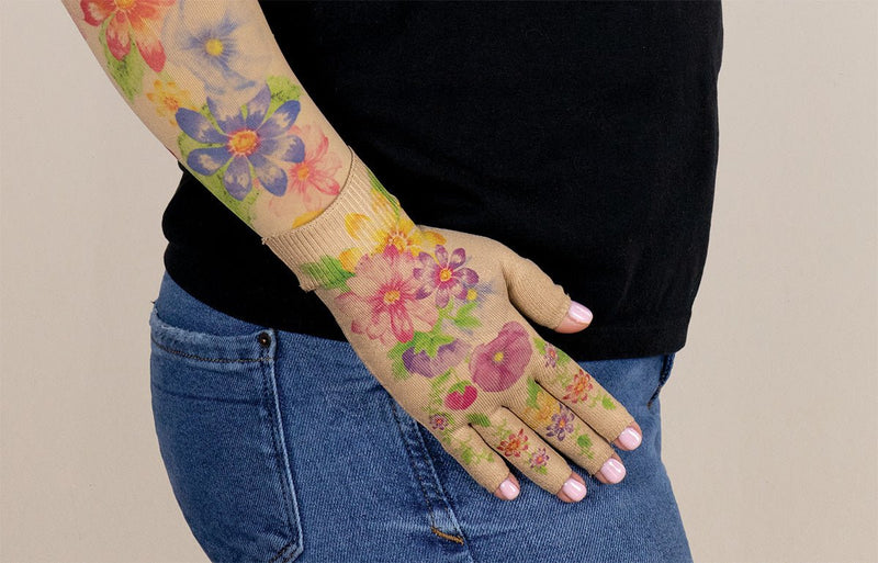 Dahlia Gradient Compression Glove