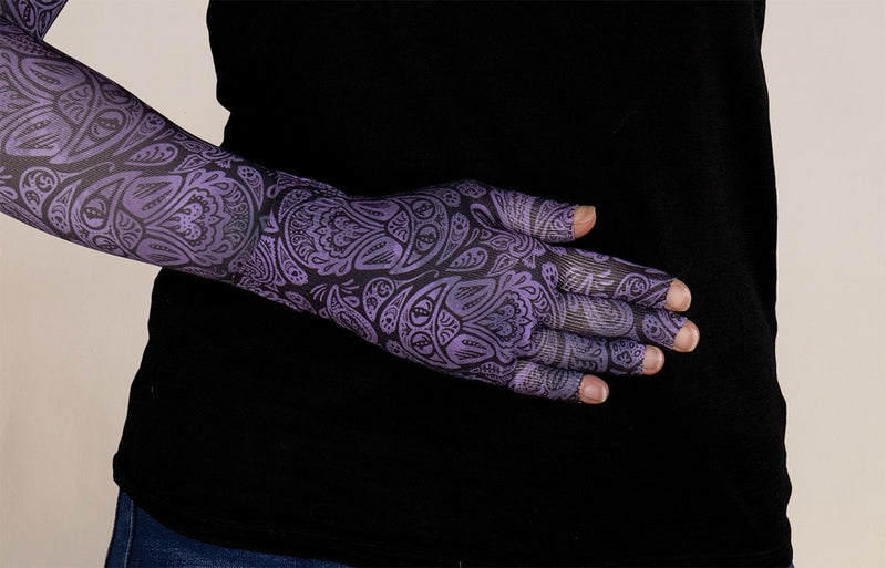 Mischief Gradient Compression Glove
