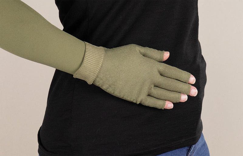 Olive Gradient Compression Glove