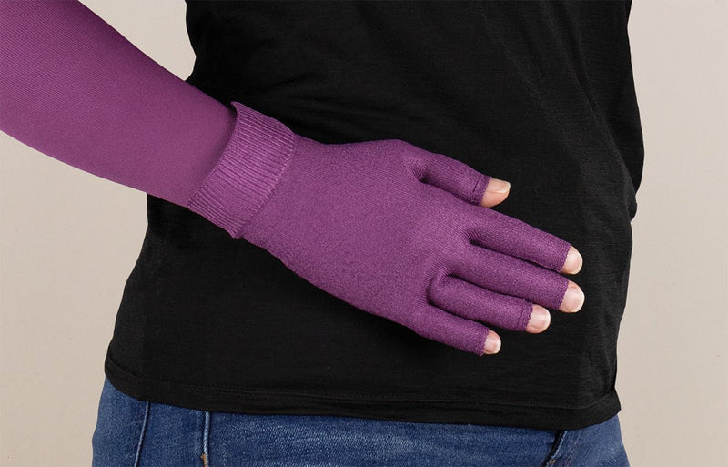 Purple Gradient Compression Glove