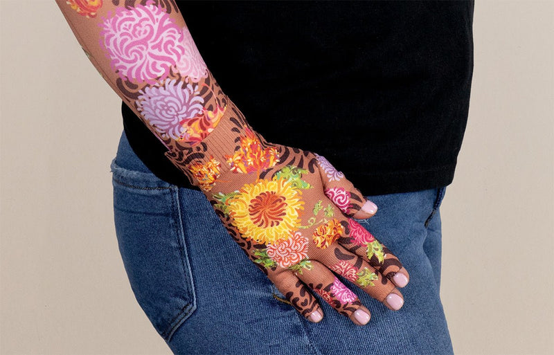 Pumpkin Spice Gradient Compression Glove